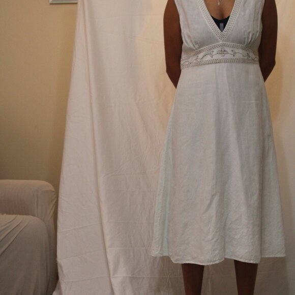 Eddie Bauer Linen Dress. - Picture 14 of 14